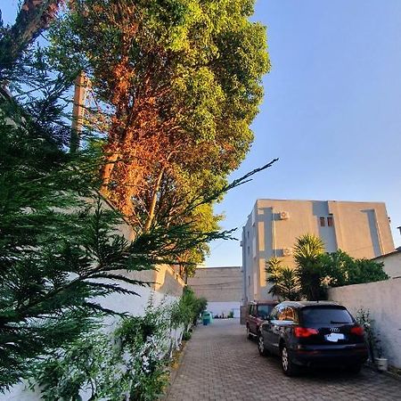 Klerichi Hotel Tirana Exterior foto
